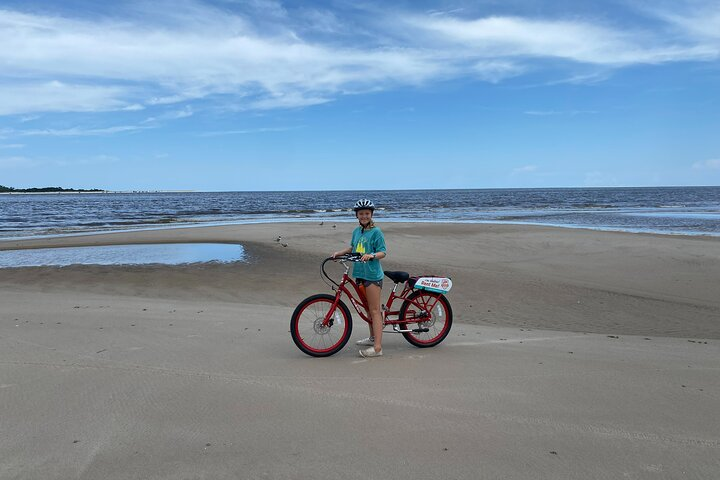 Self-Guided Electric Bike Tour–Amelia Island (Smart Helmet) - Photo 1 of 3